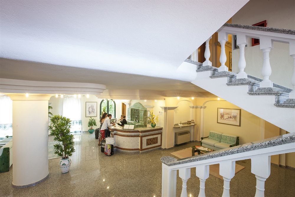 Marina Palace 4* Orosei
